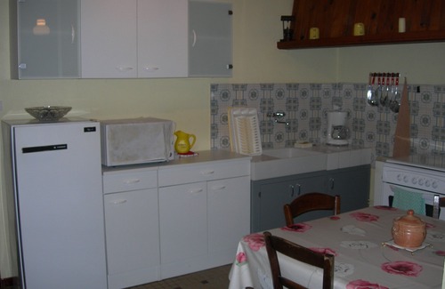 Pineuilh House | Detached house in the countryside, close to shops.