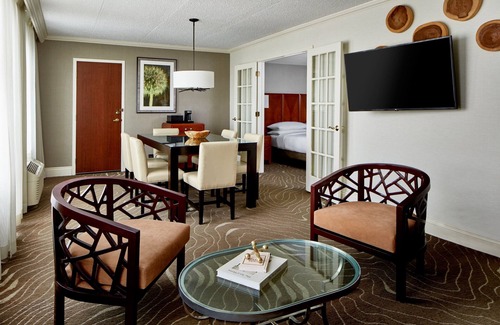 Romulus Hotel | Detroit Metro Airport Marriott