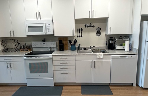 Central Southwest Apartment | Devine Living at The Med Center