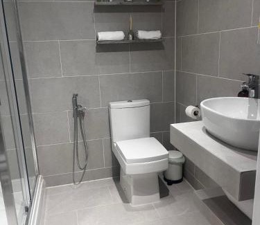 Preston House | Devonshire - Private Bedroom with Bathroom