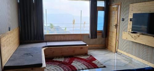 Dhanaulti Hotel | Dhanolti Village Resort Dhanaulti