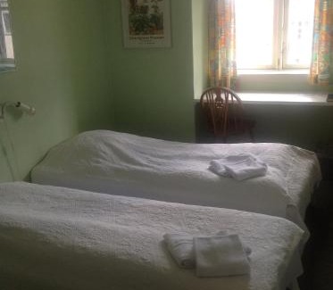 Give Hotel | Diagonalkroen