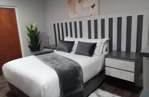 Hazyview House | Diamond and Pearl Holiday Home