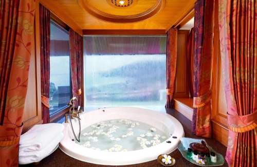 Patong Resort | Diamond Cliff Resort & Spa, Patong Beach