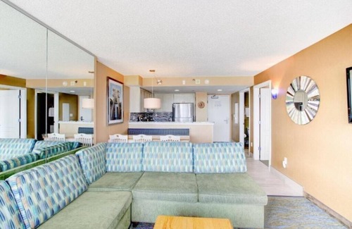 Northeast Virginia Beach Villa | Diamond Resorts Boardwalk Resort and Villas - 1 Bedroom Access No Roll-in Shower