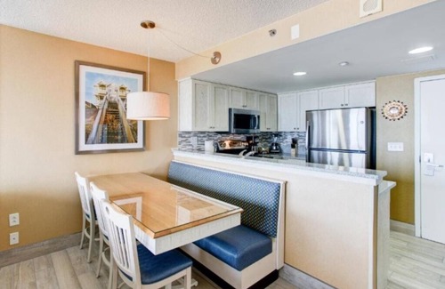 Northeast Virginia Beach Villa | Diamond Resorts Boardwalk Resort and Villas - 1 Bedroom Access No Roll-in Shower