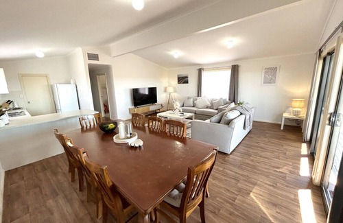 Kilkerran Apartment | Diamond Shores - Entire Home in Balgowan