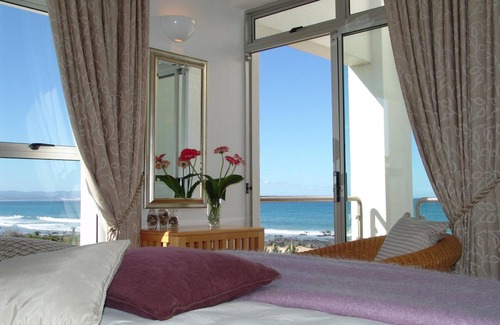 Jeffreys Bay House | Diaz 15 House on the Bay