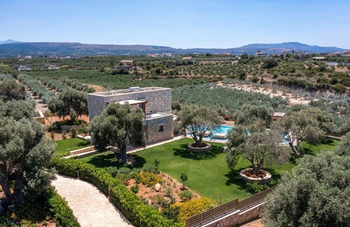 Prinos Villa | Diktamos villa,huge private pool,Garden