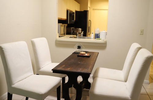 Wellington House | Dill T-house, 2/2.5 bath, 3 beds, private home in Wellington