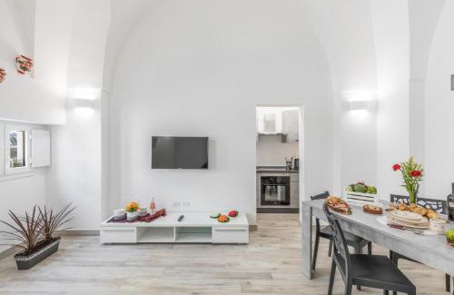 Oria House | Dimora Aurea by BarbarHouse