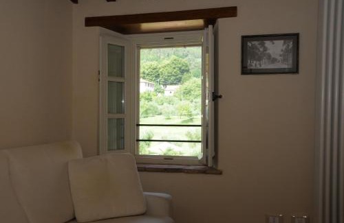 Sant'Andrea di Compito House | Dimora delle Camelie