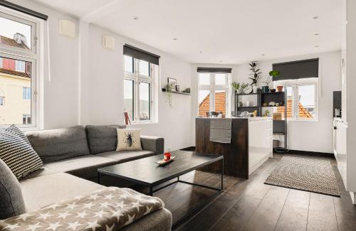 Bergenhus Apartment | Dinbnb Apartments I 600m to Bryggen & 100m to the Mountain Hikes