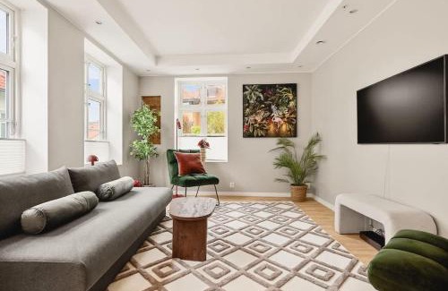 Sentrum Apartment | Dinbnb Apartments l 500m to Bryggen l Bathtub & New 2017 l Authentic Bergenshus