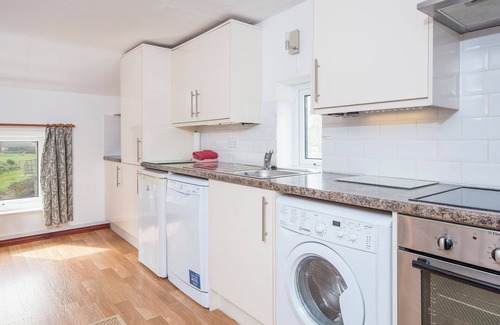 Solva Cottage | Dingle Cottage, Holiday Cottage Solva, Sleeps 4, 2 bedrooms, bathrooms