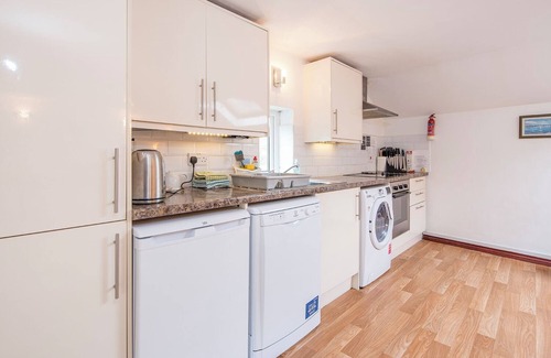 Solva Cottage | Dingle Cottage, Holiday Cottage Solva, Sleeps 4, 2 bedrooms, bathrooms