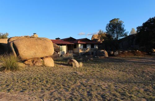 Dragoon House | DiPeso House