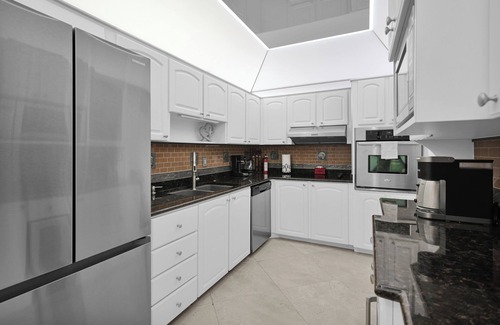 Hollywood South Central Beach Condo | Direct access to beach and heated pool at The Tides