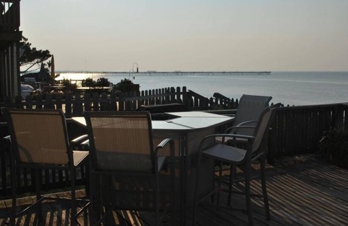 Northeast Virginia Beach House | Direct Bay Front Chesapeake Bay