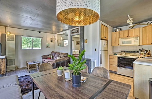 Grand Lake Cabin | Direct Beach Access: Grand Lake Cabin w/Deck!