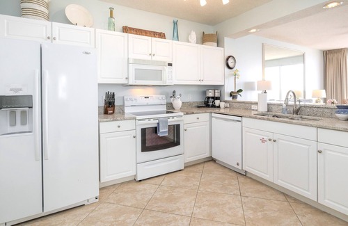 Fort Walton Beach Condo | Direct Beach Front, Beautiful Decor, Sparkling Clean, Amazing Reviews & Views!