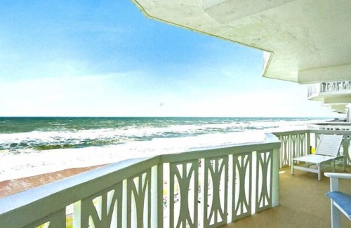 Ormond Beach Condo | DIRECT BEACH FRONT CONDO! nPANORAMIC OCEAN VIEW! NO DRIVE BEACH!