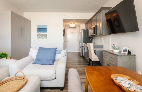Hampton Condo | Direct Oceanfront Studio Suite Hampton Beach