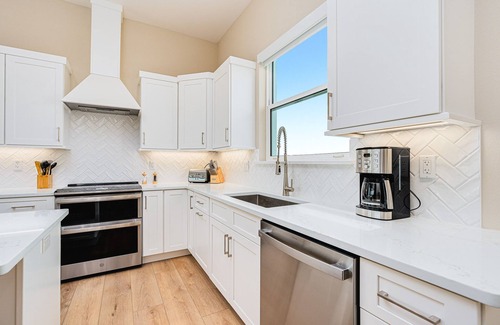 Daytona Beach Shores House | Directly Across from the Beach with Pool -"Island in the Sun"