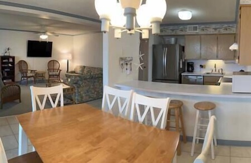 North Ocean City Apartment | Directly on Water - Stroll to Beach - Sunsets 🌞