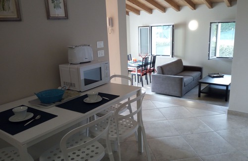 Moniga del Garda Apartment | Direttamente nel Porto Turistico di Moniga, a Pochi Metri Dalla Spiaggia