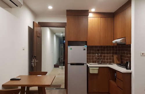 Quang An Apartment | DIS 20%@ Comfortable Studio 1 Bed with balcony near West Lake