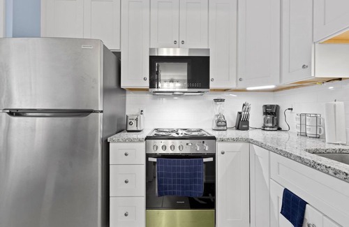 Atlantic Beach Condo | DISCOUNTED FOR AUGUST! Soundfront Complex, pool, steps from beach!