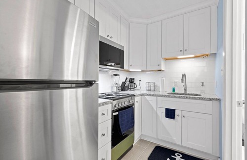 Atlantic Beach Condo | DISCOUNTED FOR AUGUST! Soundfront Complex, pool, steps from beach!