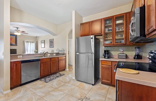 Poinciana House | Discover a fantastic 3BR property near Disney, Universal Studios, and Sea World!
