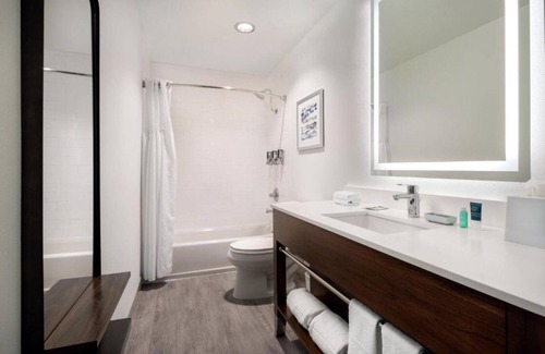 South San Francisco House | Discover a great stay in South San Francisco, CA,