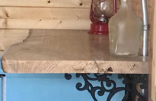 Nelson Cabin | Discover Boho Bungalow: Peaceful and Relaxing Cabin with Breathtaking Views!