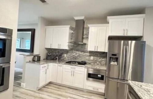 Lancaster House | Discover family fun @ our 4-bedroom Lancaster retreat, 15min drive to Dallas Zoo