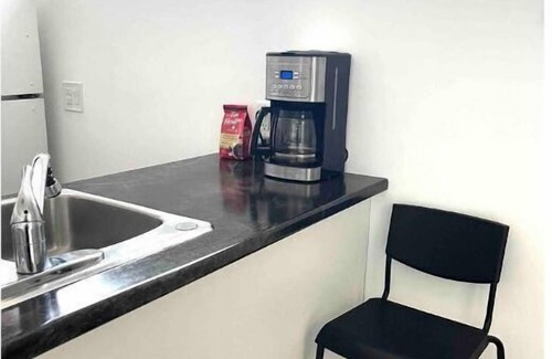 Silvertown Apartment | Discover Niagara! From Wine Country, Clifton Hill, Casinos, Shopping and more!