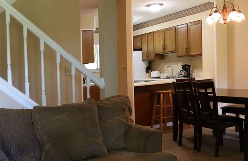 Cheat Lake House | Discover Serenity. Ideal 2BR Townhouse in Morgantown