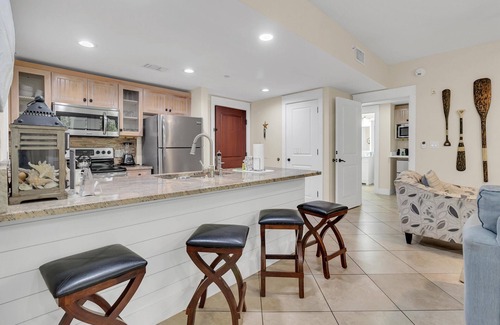 Villa Lago Condo | Discover Serenity: Luxurious One-Bedroom Retreat at the Pilot House at Sandestin Golf and Beach Resort!