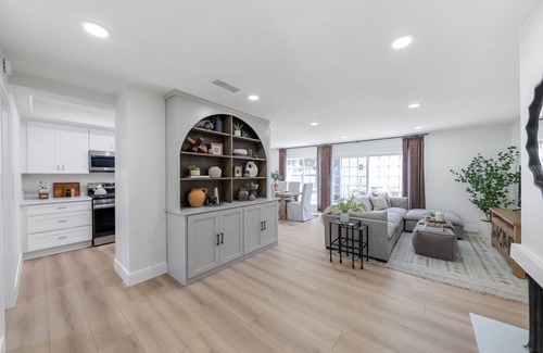 East Bluff House | Discover Tranquil Luxury: Your Perfect Family Retreat in Newport Beach Eastbluff