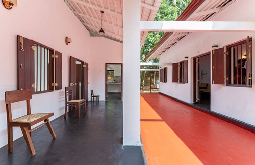 Wanchawala Villa | Discover Tranquility: Antique Villa Nestled in Nature's Embrace