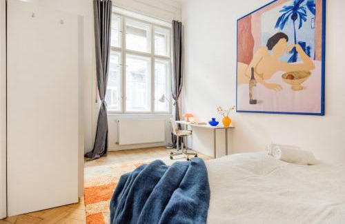 Erzsebetvaros Apartment | Discover Your Budapest Retreat-Walk to Downtown
