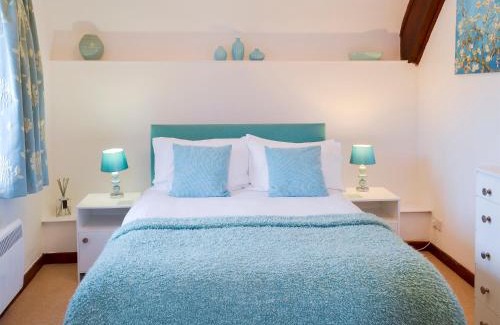 Cheriton Bishop House | Discovery