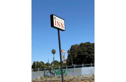 Vallejo Hotel | Discovery Inn Near Six Flags Vallejo Napa Valley CA