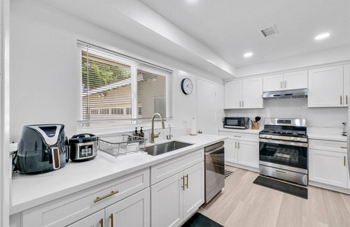 Fullerton House | Disney · CA Adventure! Family Fun in the OC!