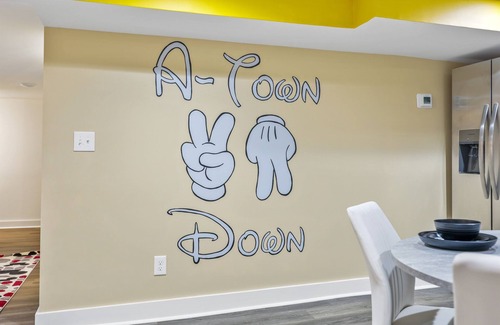 Atlanta House | Disney-Inspired 6BR Luxury Furnished Home | Hot Tub, Game Room & Near Stadiums