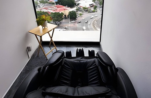 Americana House | Distrito Chapultepec 10E by Del Mar