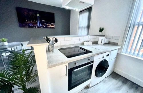 Blackpool Town Center Apartment | Ditchburn superior Apartment with spa bath