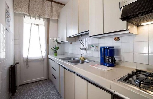 Umag Apartment | Diva in Umag Stella Maris 2 bathrooms near the beach Wifi Washing machine Grill